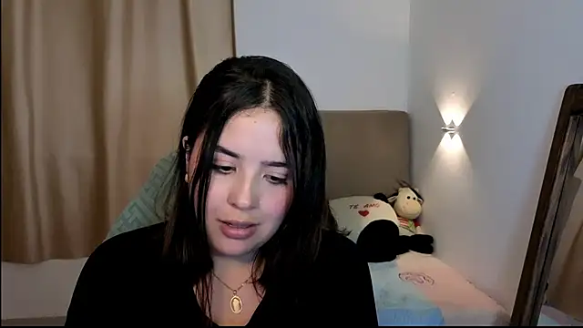_alicia_z webcam