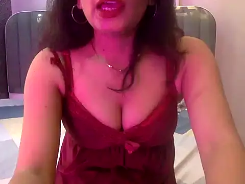 Hot_Pinkyy webcam