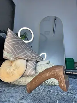 Isa__Blanc webcam