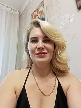 JennyOMay live cam on StripChat