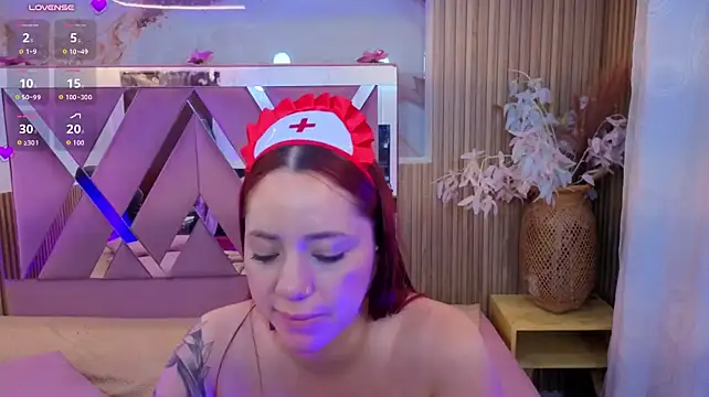 ANNE_TAY1