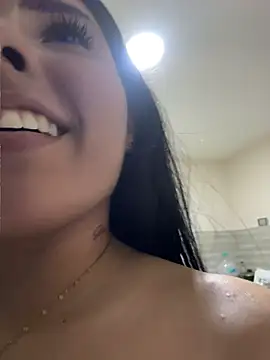 LovelyEyess live cam