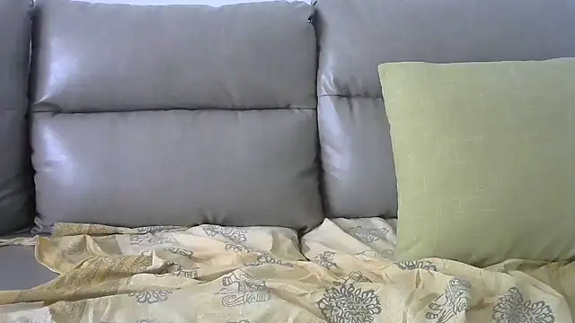 hothunkharry (Ask my age) - JERK OFF 100TK = 1MIN!