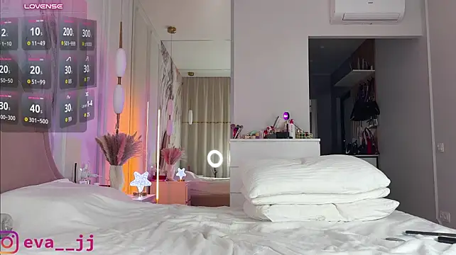 Eva_JJ
