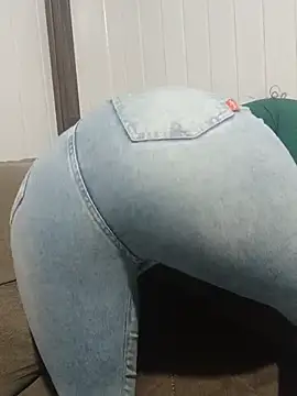 Lupita_sol live cam preview