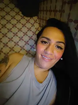 Modèle: Yourbabyshane