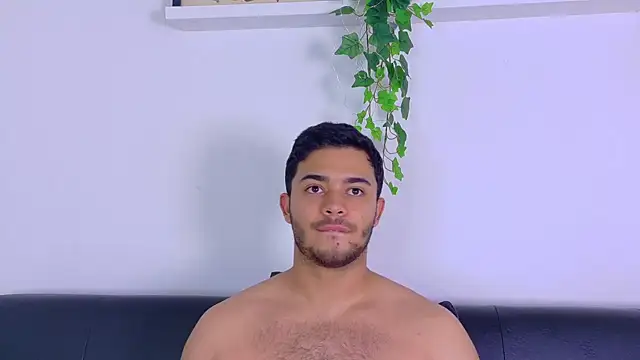 TylerWest_ live sex cam