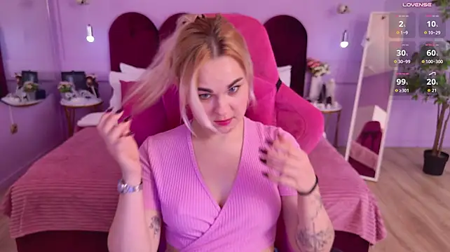 DaisySnow live cam on StripChat