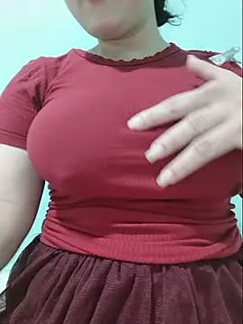 Shine_Mai live cam on StripChat