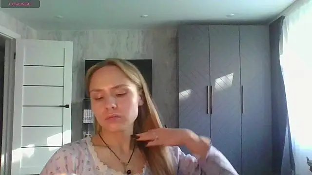 Annie_Cohn live cam on StripChat