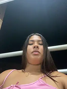 Romie_rous, live now