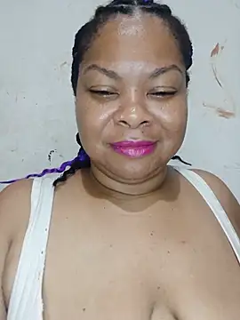 ZafiroGlow live cam on StripChat