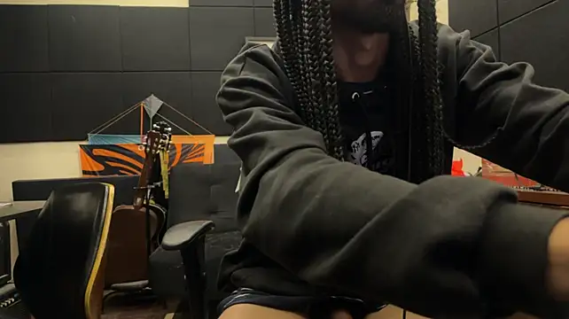 faveladaddycum (M young) - Cum shot / BI SHOW