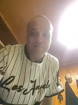 Chris_12_ live cam on StripChat