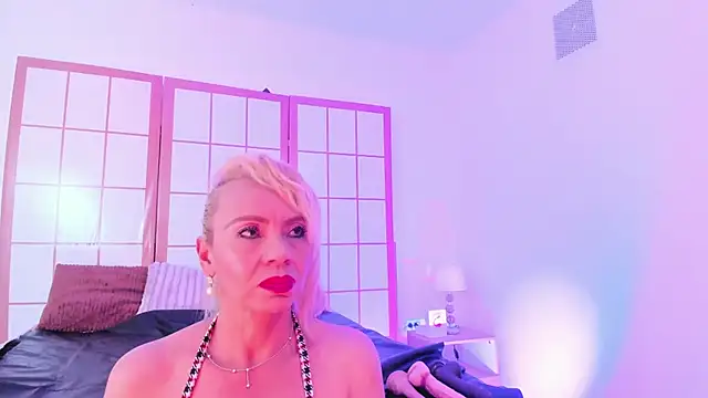 AnastasiaTaylor_