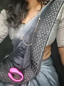 Tamilmallu-duskygirl03