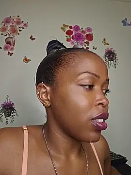 Cum-Quin live cam on StripChat