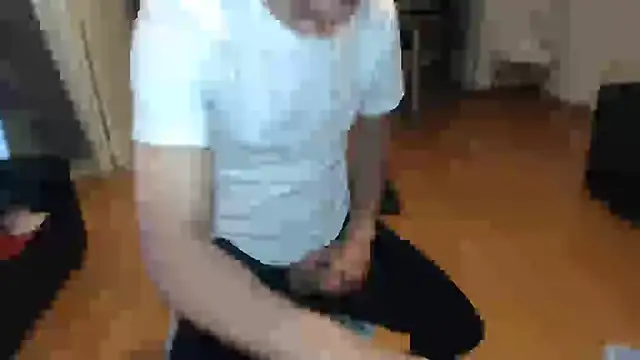 guachin_hunk live cam on StripChat