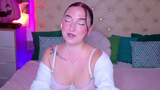 AVA_MAXIMUS
