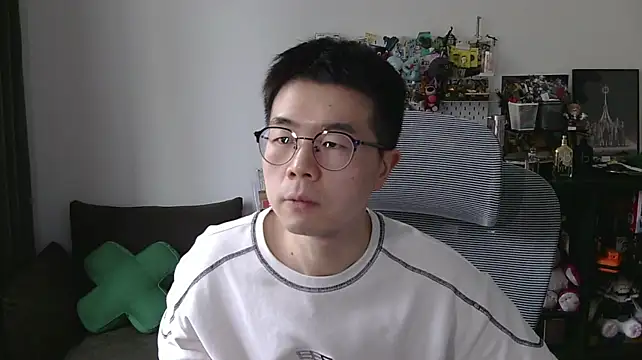 Adzard65, live now