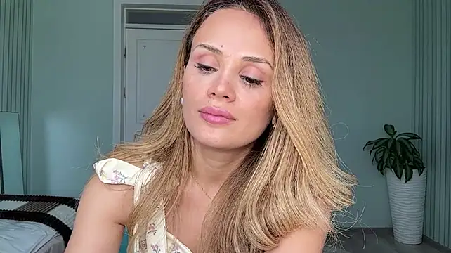 SayraPie live sex cam