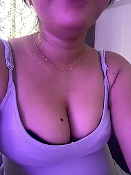 Sexy_Madhurii live sex cam