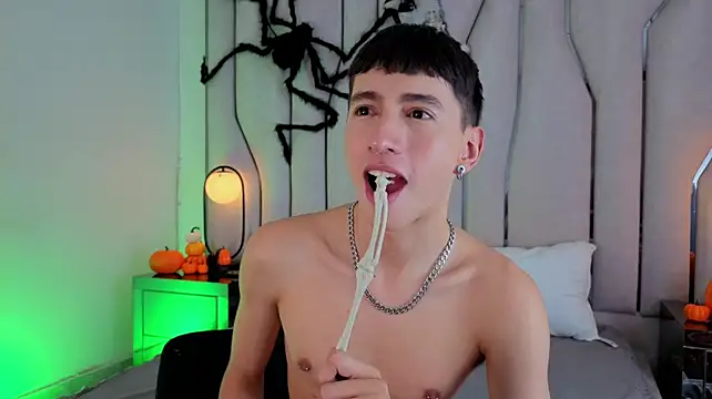 lian_cameron