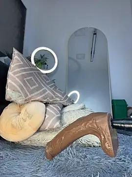 Isa__Blanc live cam