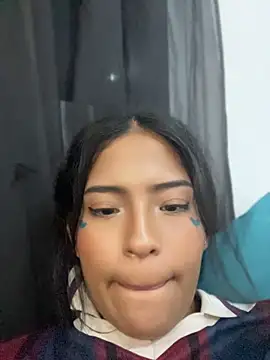 LeahBar webcam