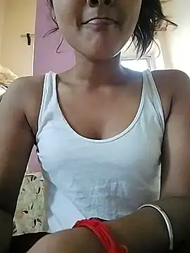MISSQUEEN48