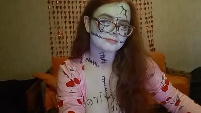 Miyabeee live cam on StripChat