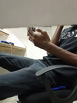 THATHAIRYTALLDUDE