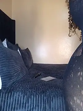 nicollet2 (Ask my age) - Fuck dildo n Squirt 🍑🍑💦