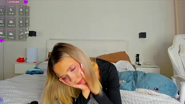 glitchy_doll (F young) - Sloppy BJ