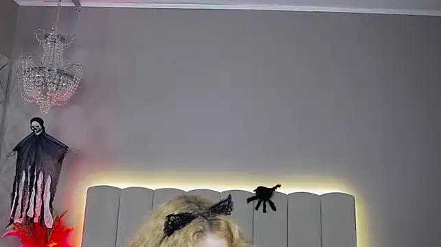 nikamell (F teen) - toy control 1 minute