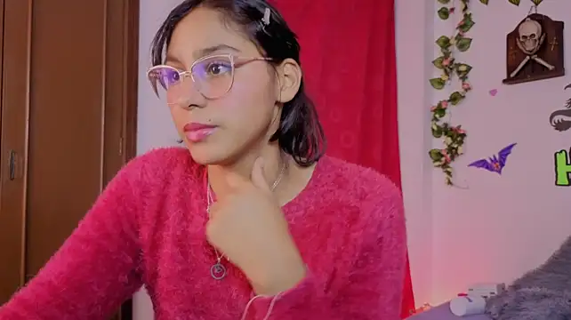 PaulaCutexs live cam on StripChat