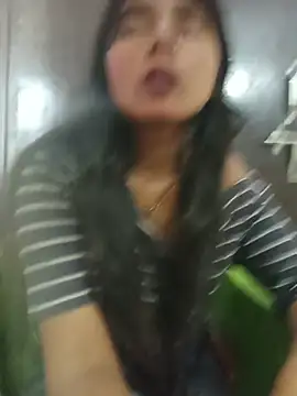 Cutie_baby7 live cam on StripChat