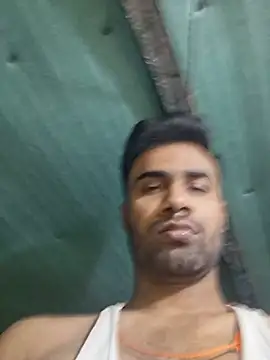 Bigasslick live cam on StripChat