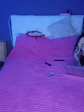 Uma-Bawer live cam on StripChat