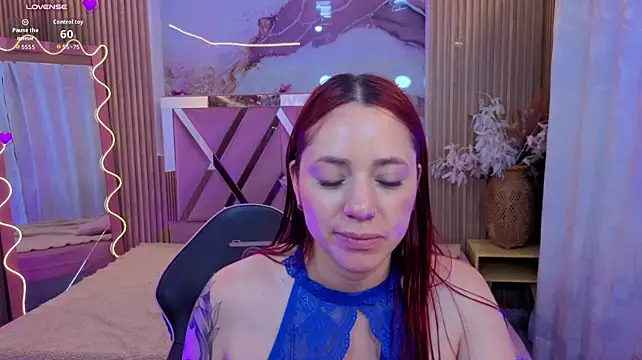ANNE_TAY1
