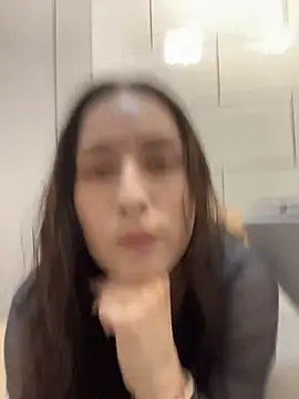 Holly_Play