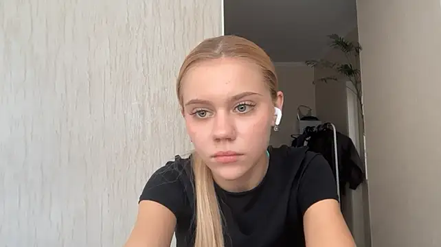Glamorforyou live cam on StripChat
