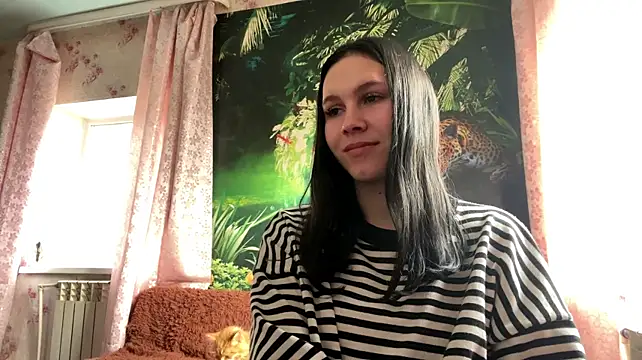 EmmaShyline live cam preview