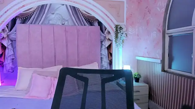 eve_queen_