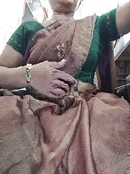 indianhotwife639 live cam