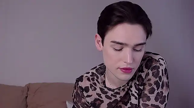 RobbyCharming live cam