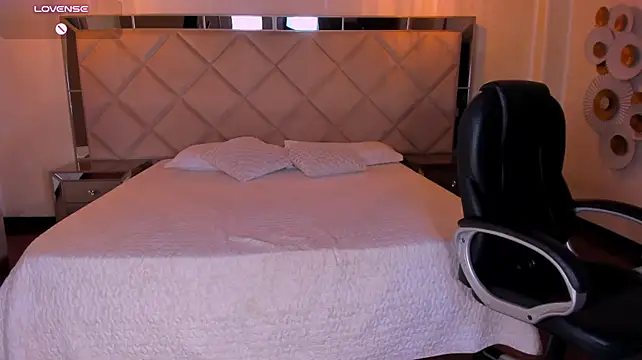 MariaHerrera_ live cam on StripChat