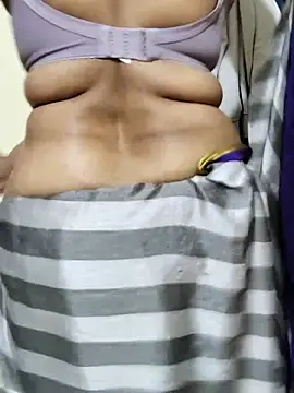 Raashi_Kannada_Telugu