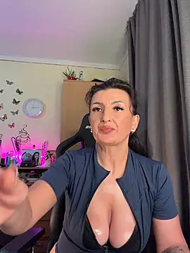 Hotangel75