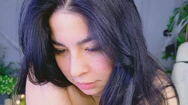 erika_moan live cam on StripChat